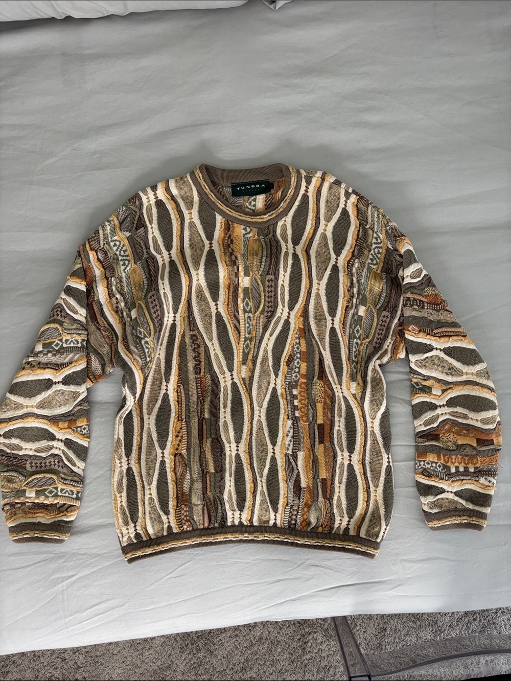 VINTAGE Tundra Men’s Coogi Style Sweater - Picture 12 of 16